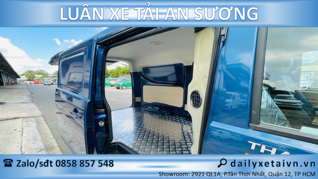 xe -van -màu -xanh -dương