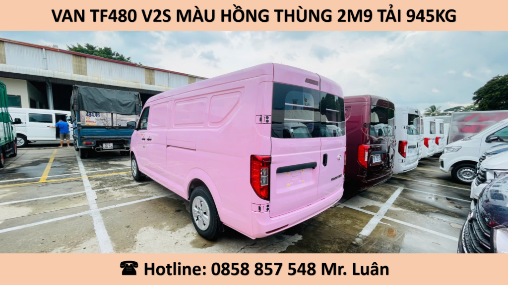 xe van sơn màu hồng