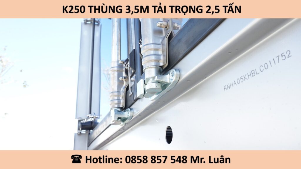 GIÁ KIA K250 THÙNG KÍN 3M5