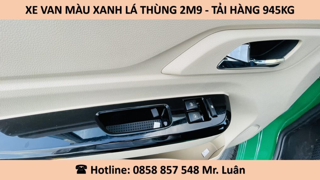 xe van màu xanh lá