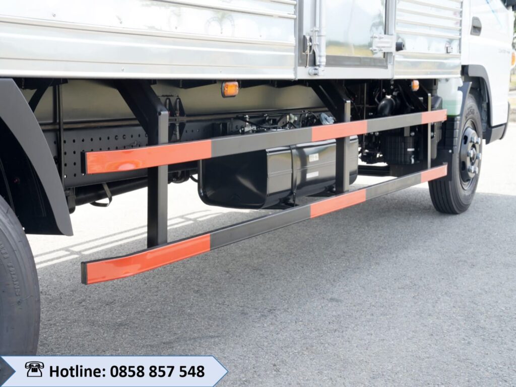 xe tải fuso tf8.5l thùng kín