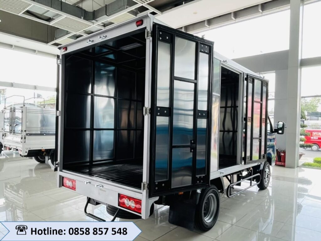 XE TẢI THACO TF2800 THÙNG KÍN