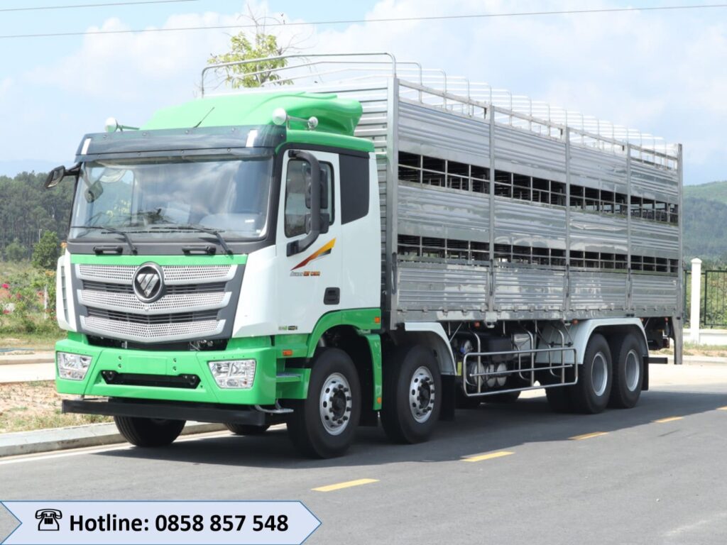 xe chở gia súc gia cầm