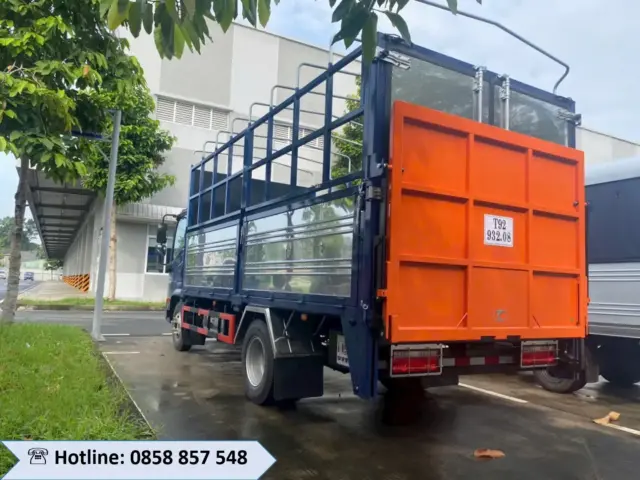 Alternative view of THACO LINKER T2 6.5 BỬNG NÂNG THÙNG MUI BẠT 2 TẤN 8