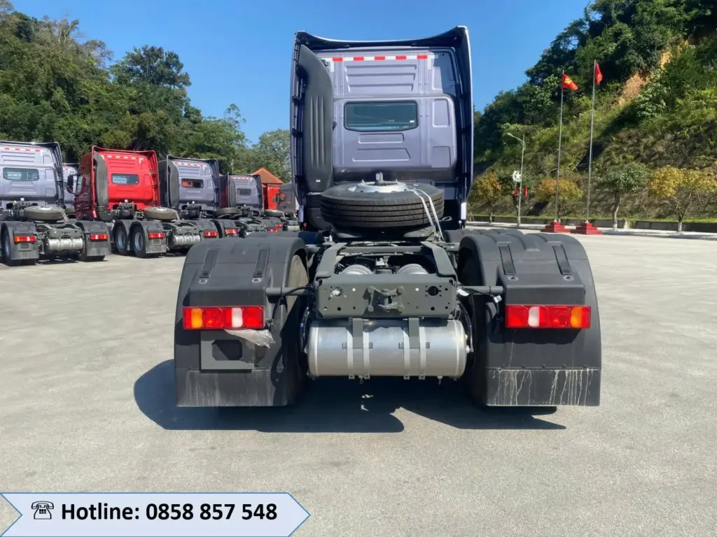 XE ĐẦU KÉO HOWO T7H