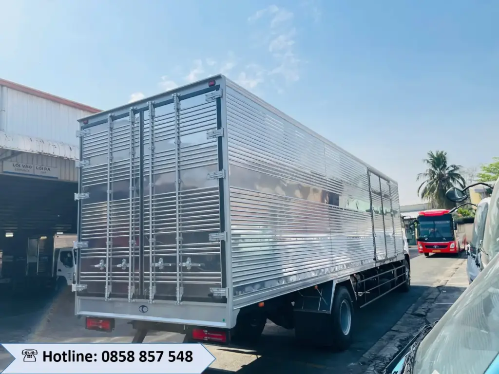 thaco linker t1 26 thùng kín