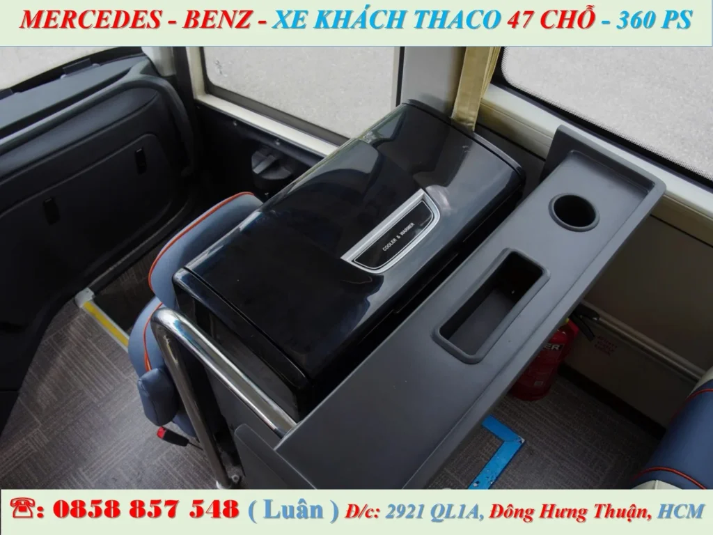 XE 47 CHỖ MERCEDES-BENZ MB120S NỘI THẤT 